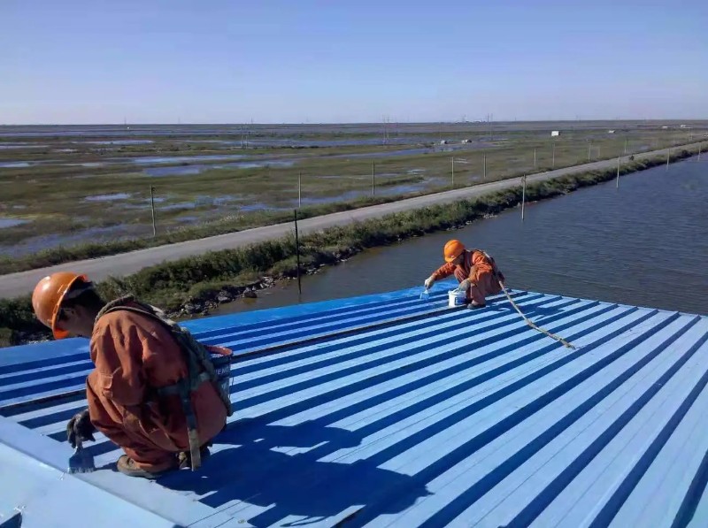 安徽钢结构屋面漏水原因